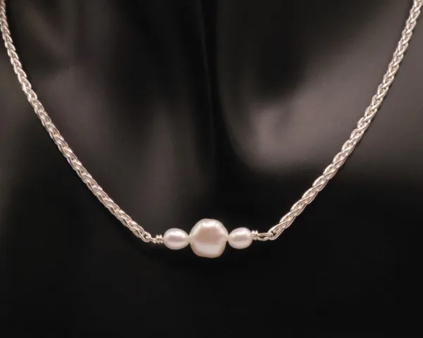 925 Sterling Silver - Oli Necklace + Freshwater Pearls