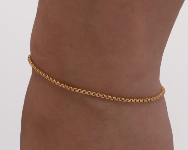 Venetian box chain bracelet