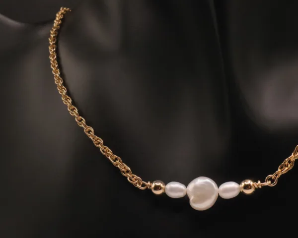 Becca Necklace with freshwater pearls